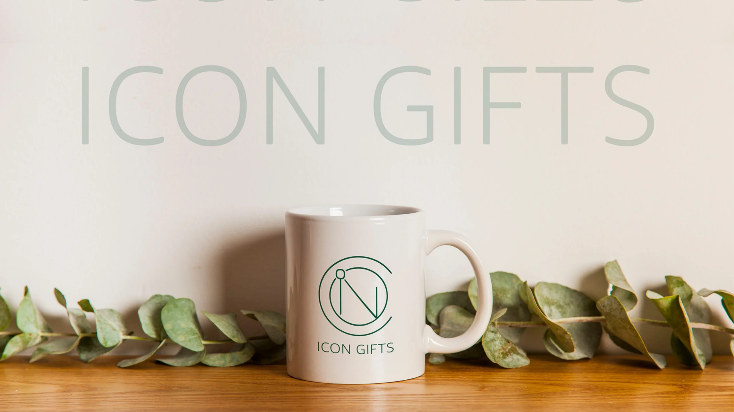 مجموعات صيفية مخصصة من Icon Gift